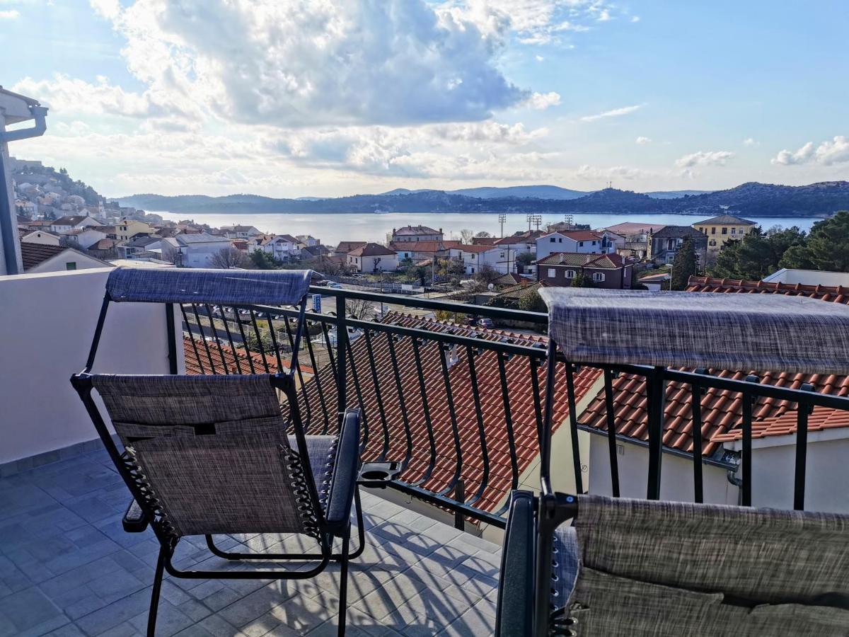 Apartmani Krnic 希贝尼克 外观 照片